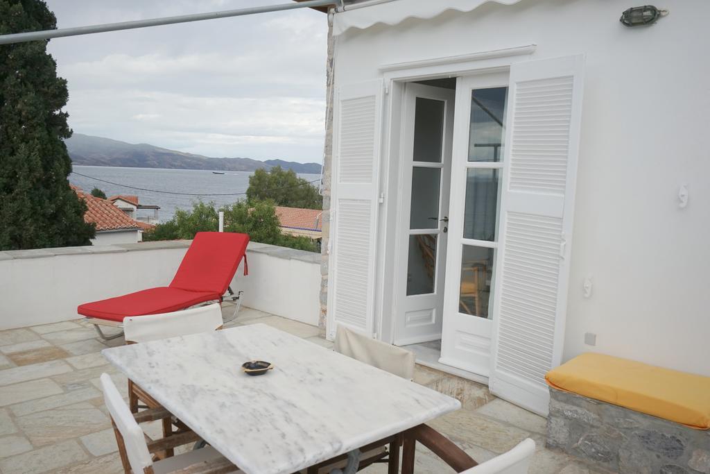Kiki'S Houses Vlichos Hydra  Exterior photo